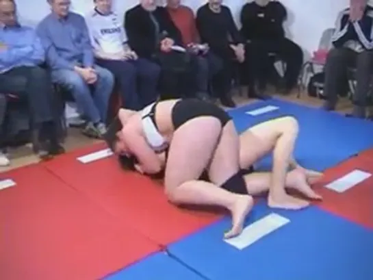 Women's wrestlin'