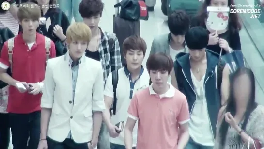 [FANCAM] 120617 Xiumin @ Incheon Airport