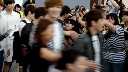 [FANCAM] 120609 EXO-K @ Taoyuan Airport