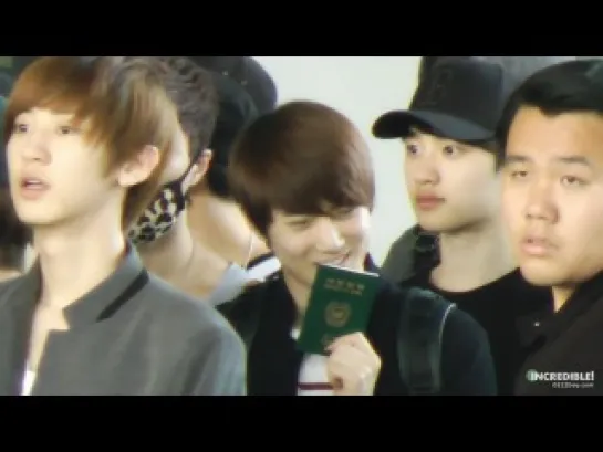 [FANCAM] 120522 Suho @ Incheon Airport