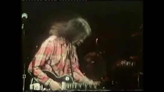 Neil Young and Crazy Horse - Like a Hurricane 1977