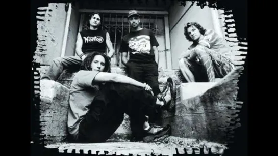 Rage Against The Machine -  Renegades Of Funk