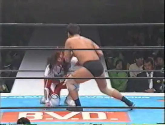 10. 97-02-09 Jushin Liger vs. Shinjiro Ohtani