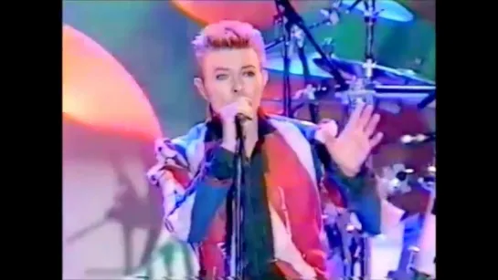 David Bowie - Little Wonder (Live)