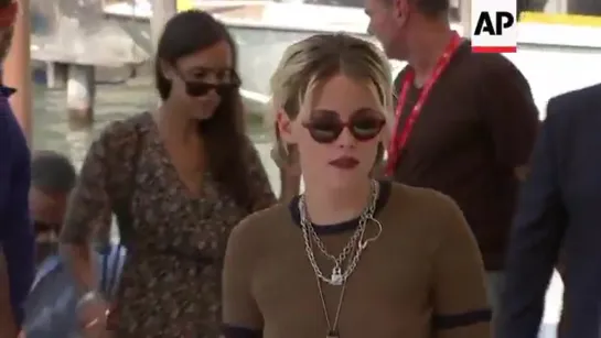 AP - Kristen Stewart arrival at 'Seberg' photocall - Venezia76 - 30/08