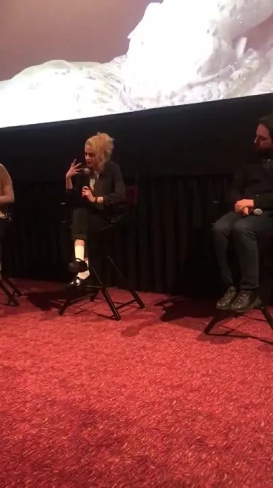 Kristen at Spencer screening in NYC - November 5 #5