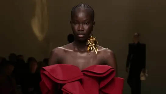 Alexander McQueen Autumn_Winter 2023 Show