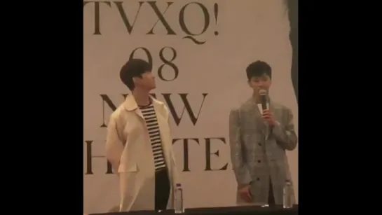 180404 TVXQ autograph event seojjunl14 -