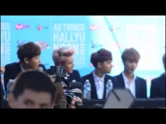 [VIDEO] 130825 EXO @ KCON Fanmeeting [7]