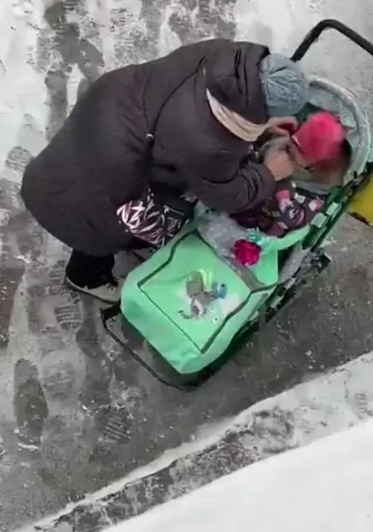 В церковь ходить чаще надо, а не мультики смотреть