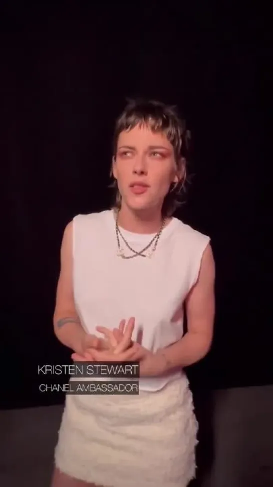 Kristen Stewart - Interview for ‘L'Officiel’ - Chanel Metiers d’Art show in Tokyo - June 1