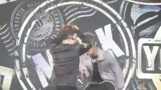 [FANCAM] 140115 GOT7 - Follow Me (Jr. Focus) | Debut Garage Showcase