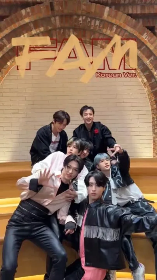 [221221] Stray Kids » TikTok (@.jypestraykids) »