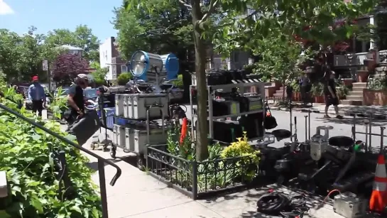 Andrew Garfield and Emma Stone on the set of 'The amazing spider-man 2'