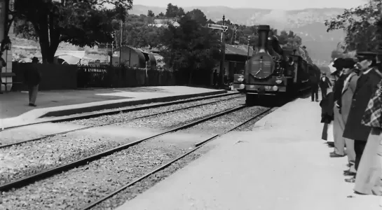 [720p, 60 fps] Arrival of a Train at La Ciotat (The Lumière Brothers, 1896)