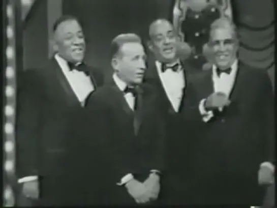 Bing Crosby & The Mills Brothers - Paper Doll