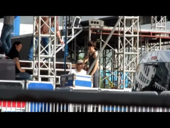 [FANCAM] 130119 DKFC Rehearsal- Kris and Chanyeol