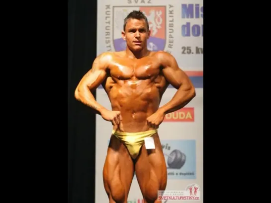 Bodybuilder - My first competition - Photo slideshow