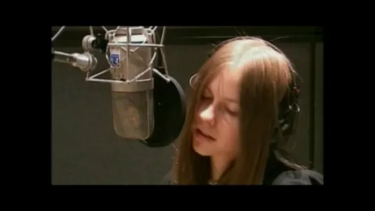 Avril Lavigne - Knocking on Heavens Door / HD