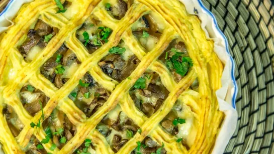 A16. Crostata di Patate e Funghi