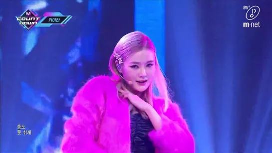 KIARA (키아라) – BOSS [KPOP TV Show | M COUNTDOWN 12.03.2020 EP.656]