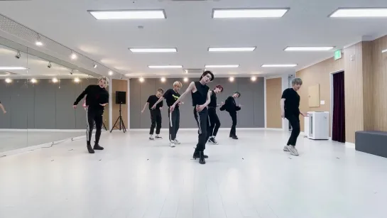 E'LAST (엘라스트) – Dangerous [Choreography Practice Video]