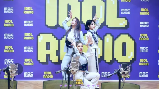 3YE (써드아이) – QUEEN (퀸) [IDOL RADIO 04.03.2020]