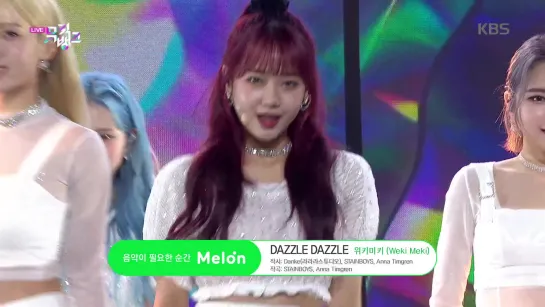 Weki Meki (위키미키) – DAZZLE DAZZLE [Show Music Bank 28.02.2020]