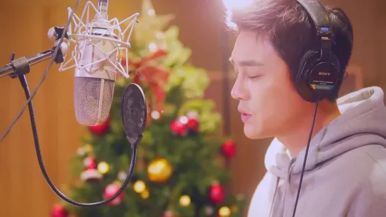 FNC ARTIST – It’s Christmas