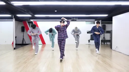 CIX (씨아이엑스) – Movie Star [Special Dance Practice (Pajama + Glasses Ver.)]