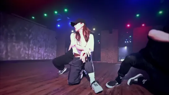 BoA & TAPAHA The DANCE Space 'Black' Performance ("최고끼리 뭉쳤다!")