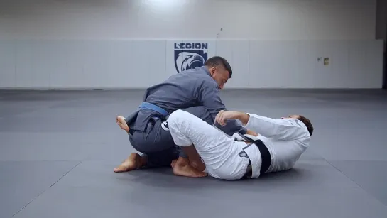 Keenan Cornelius - 02.03 Shin On Shin Closed Guard Acquisition