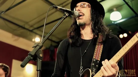 Richie Kotzen (Two Tone Sessions) - “Remember“