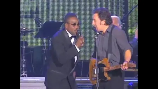 Wilson Pickett and Bruce Springsteen Perform In the Midnight Hour at the 1999 Inductions