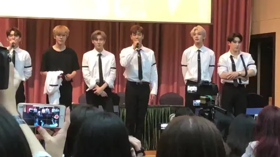 [VK][181027] MONSTA X fancam @ Jongno Fansign