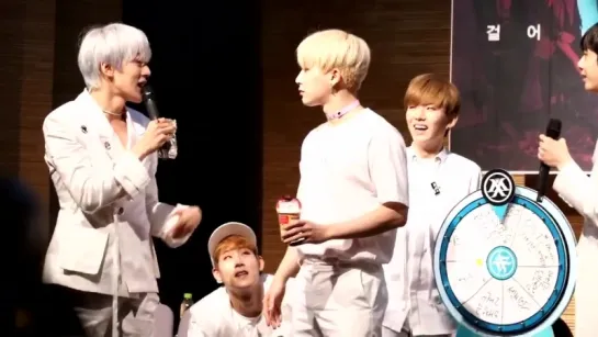 [VK][160612] MONSTA X fancam @ Dong Seoul Art Hall Fansign