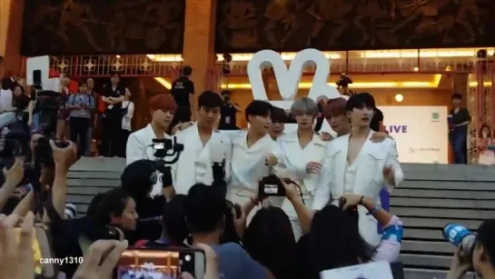 [VK][180831] MONSTA X fancam @ V HEARTBEAT LIVE Fansign in Vietnam