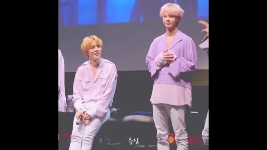 [VK][180429] MONSTA X fancam @ Blue Square Hall Fansign