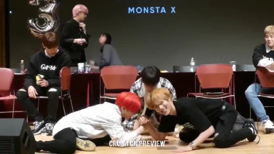 [VK][180513] MONSTA X @ Yongsan Fansign