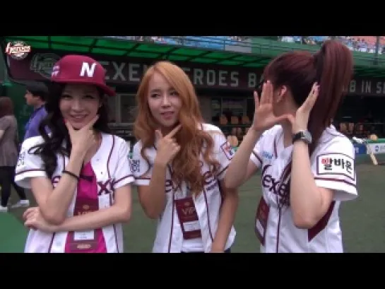 [EVENT] 130731 Tahiti at Nexen Baseball Game Interview and Jisoo First Pitch