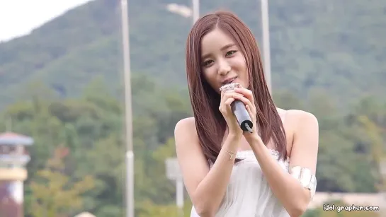 131006 Tahiti (JiSoo focus) - Pretty Face @Race Park