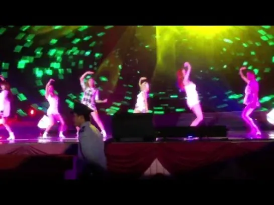 [FANCAM] TAHITI - Intro (JYJ) + Hasta Luego @Cambodia