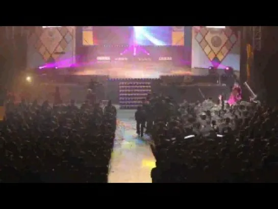 [FANCAM] 130111 Hasta Luego and Pretty Face @Army Forces Entertainment Broadcast 2