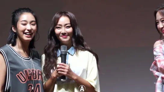 [FANCAM] 160702 Sistar @ Yongsan Fansign