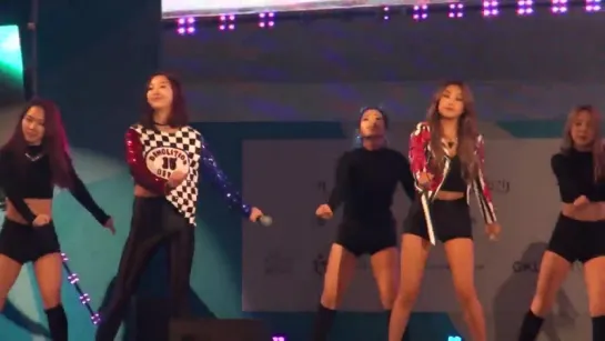 [FANCAM] 151222 Sistar - Shake It@ K Winter Festival