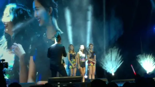 [FANCAM] 151206 Sistar - Introduction @ Fan Meeting in Singapore