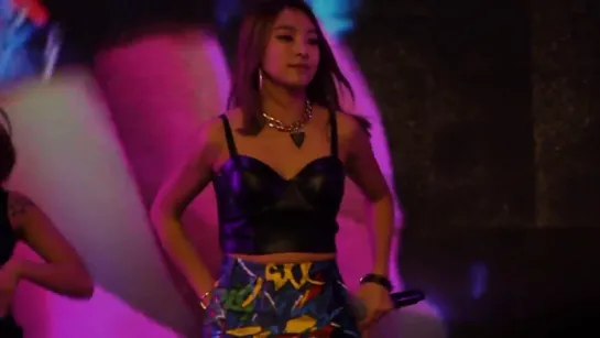 [FANCAM] 151206 Sistar: Bora - Touch My Body @ Fan Meeting in Singapore