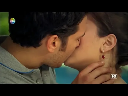 Best kisses from Turkish actors