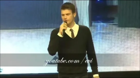 KIVANC TATLITUG Best Admired Actor Award Yildiz Teknik Universitesi - 2013