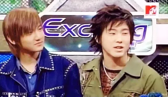 The ever so cute and adorable Baby TVXQ to brighten up your day!!! Just look at them.